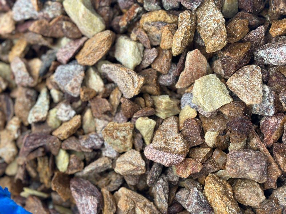 Златолит персиковый декоративная каменная крошка купить в Томске