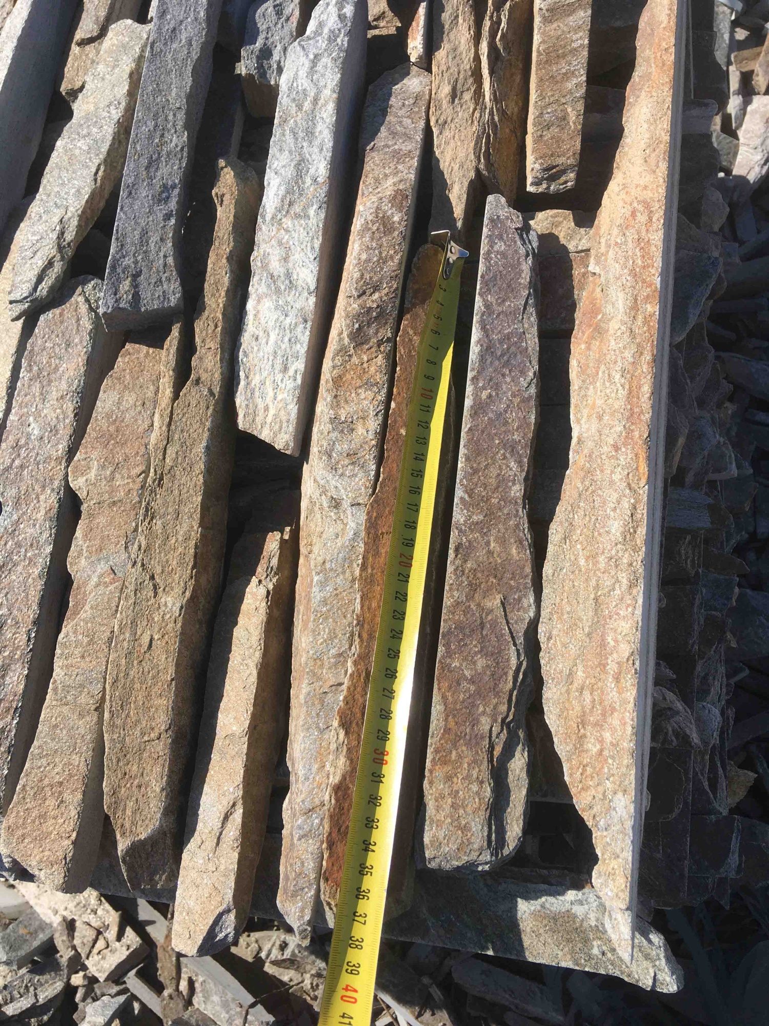 Горбушка златолит мультиколор для облицовки купить в Томске