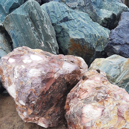 Ландшафтные глыбы красно-фиолетовые 200-1000 килограмм купить в Томске