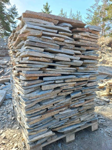 Плитняк златолит серебристый для цоколя, отмостки купить в Томске