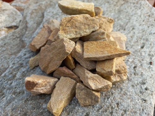 Златолит жёлтый декоративная каменная крошка купить в Томске