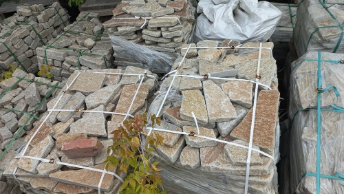 Гранитный плитняк галтованный для парковки купить в Томске