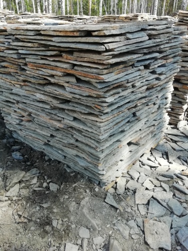 Плитняк златолит Уральский для цоколя, отмостки купить в Томске